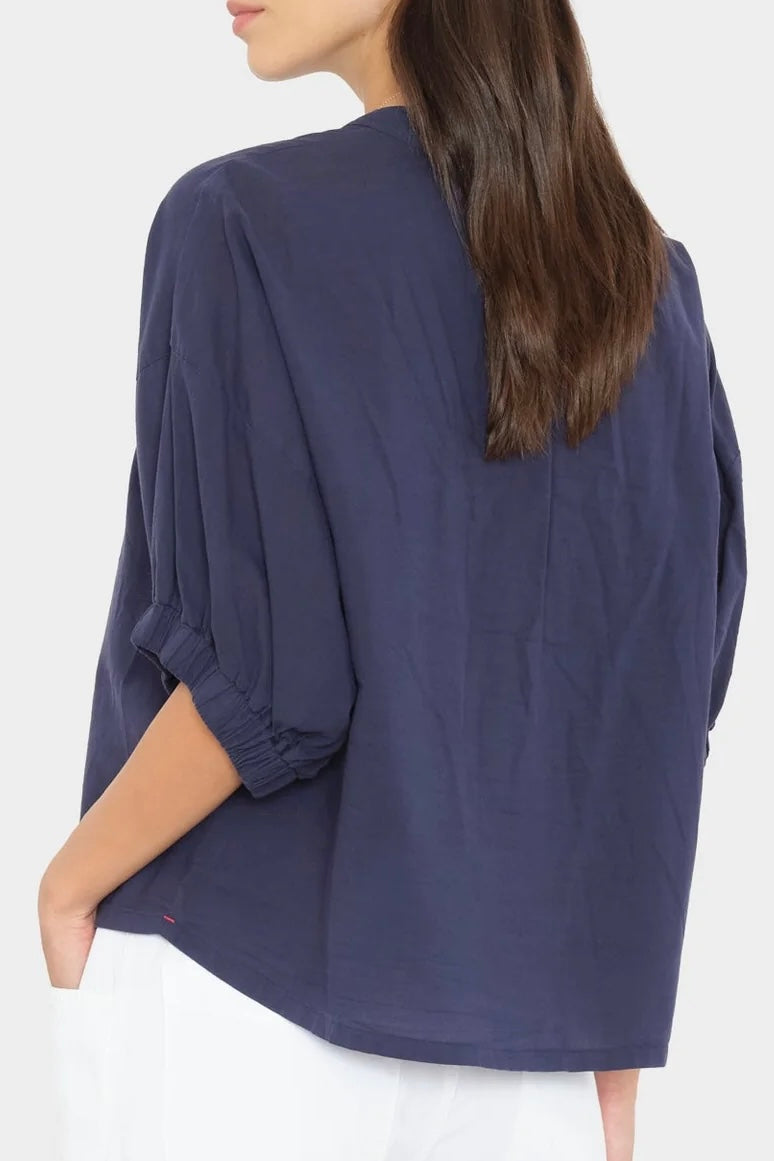 Xirena, Bluse Dutch in Navy