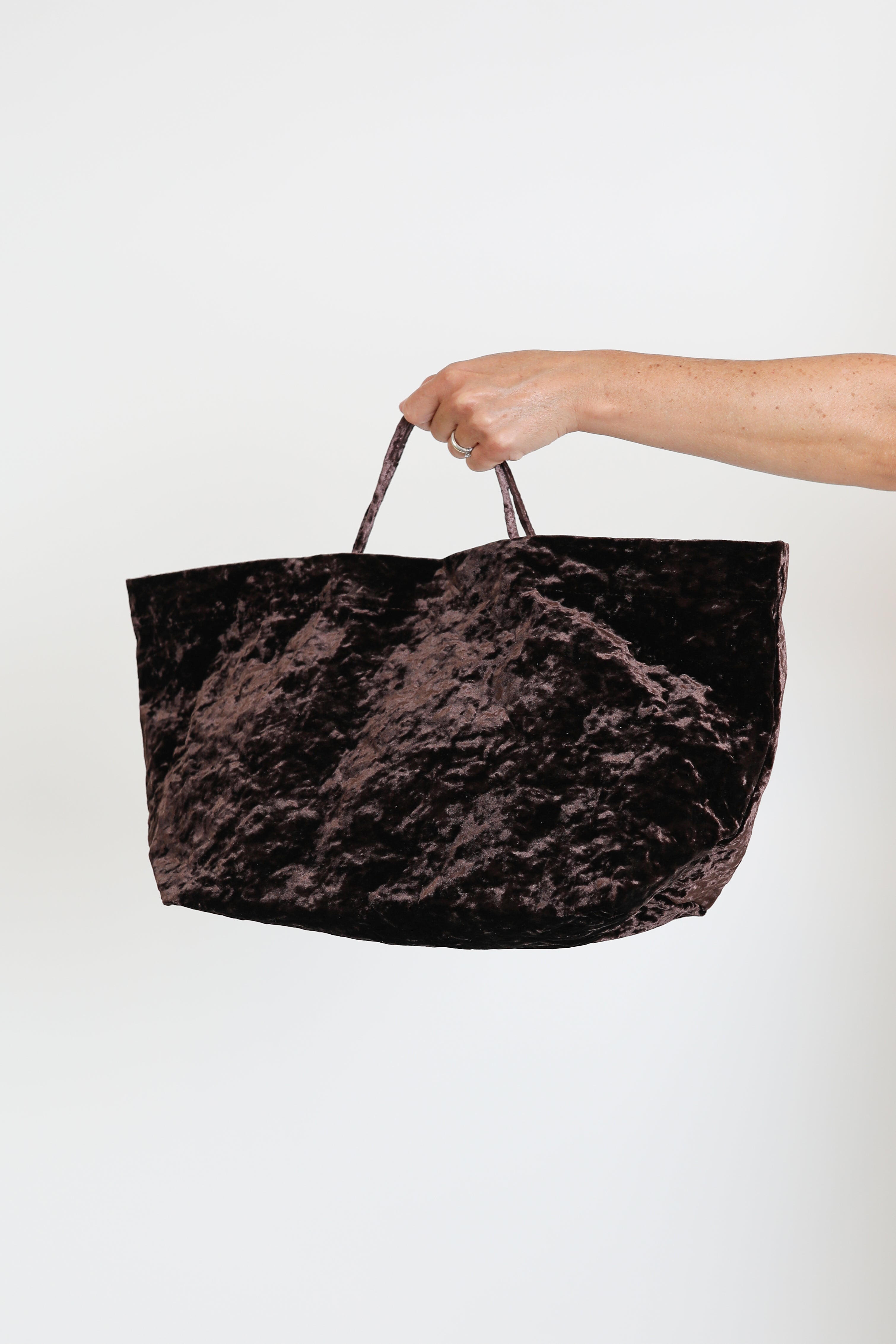 Zilla, Tasche Velvet Basket in Moka