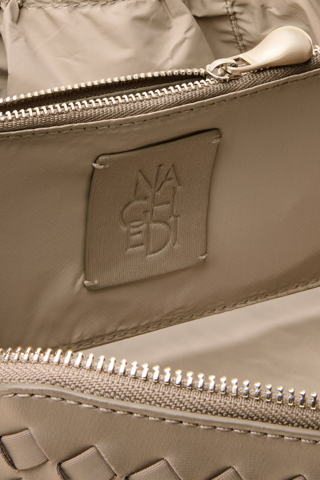 Naghedi, Kosmetiktasche Caravan Medium in Cashmere