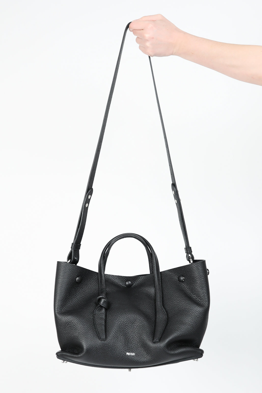 Tasche Drop Medium in Schwarz