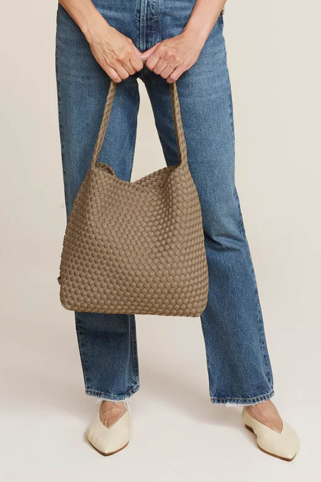 Naghedi, Tasche Nomad Medium Hobo in Cashmere