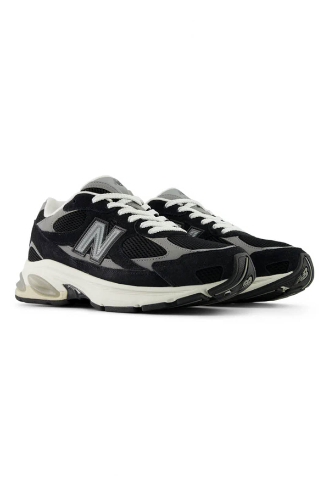 New Balance, Sneakers 2010 in Black/Shadow Grey/Sea Salt