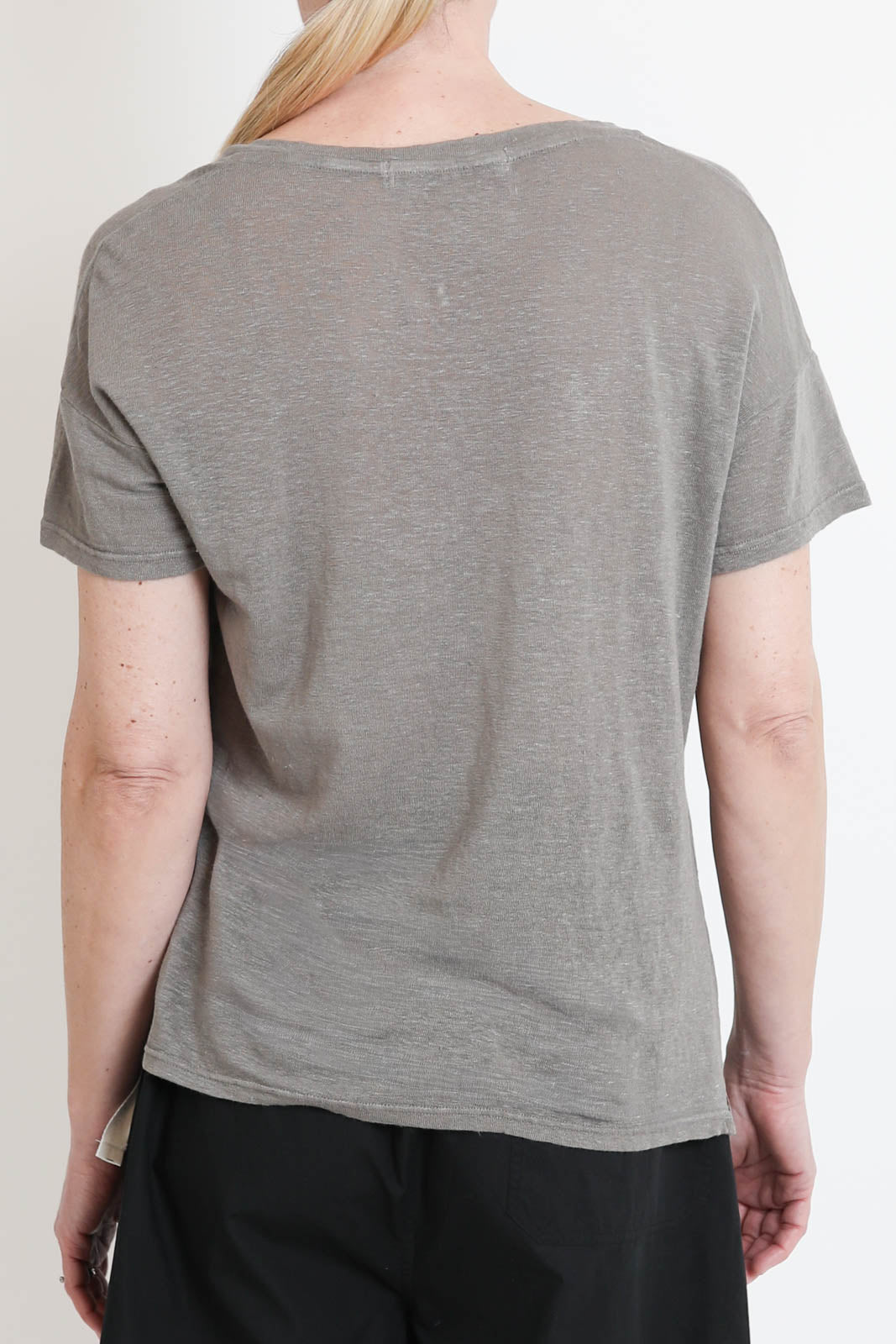 Bowery, T-Shirt V-Neck in Castlerock
