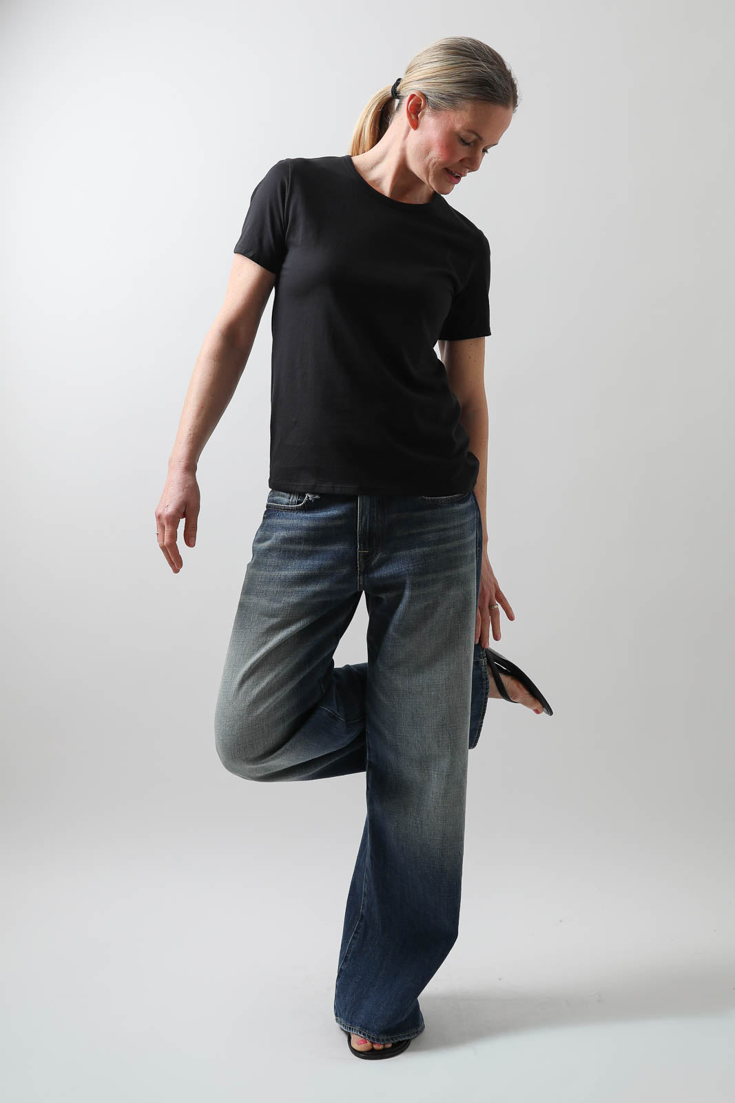 Vestibule Garderobe, T-Shirt Crewneck in Schwarz