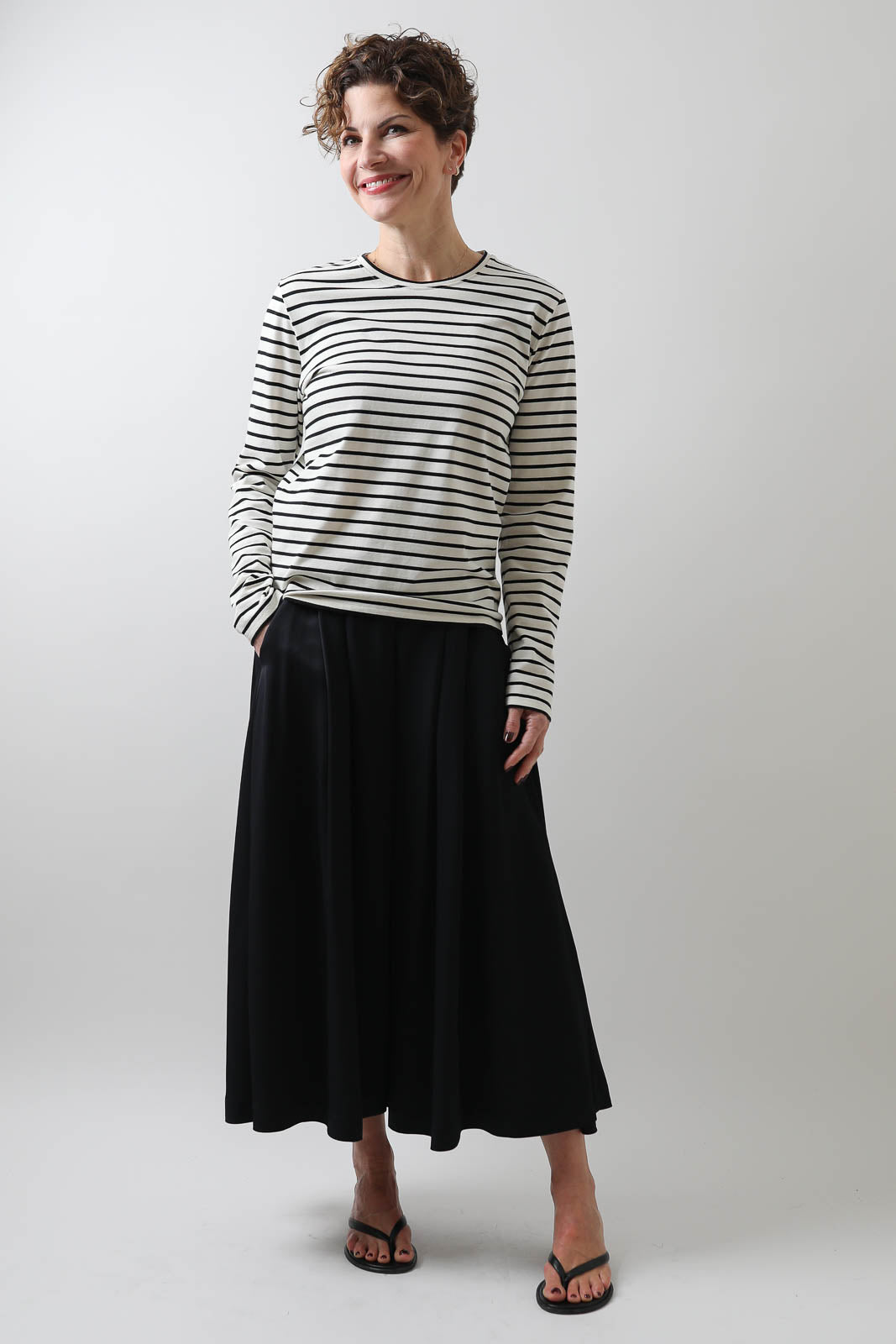 Vestibule Garderobe, Pullover Francoise in Noir Stripes