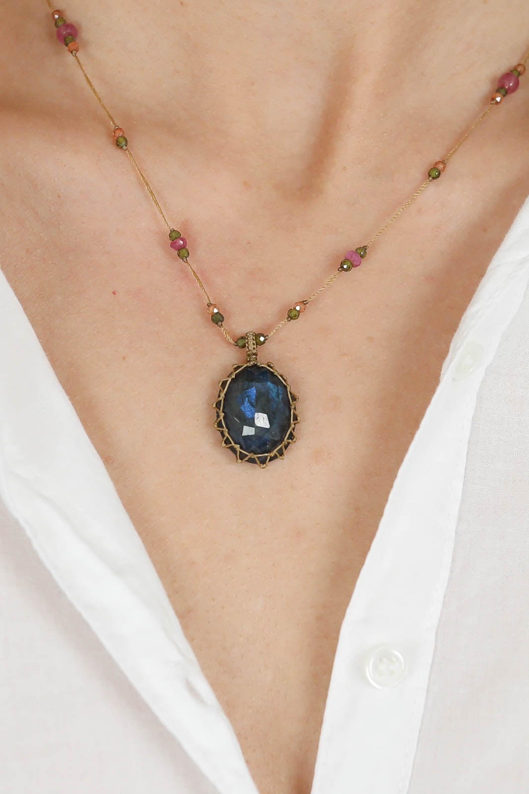 Halskette Tibet in Labradorite Blue