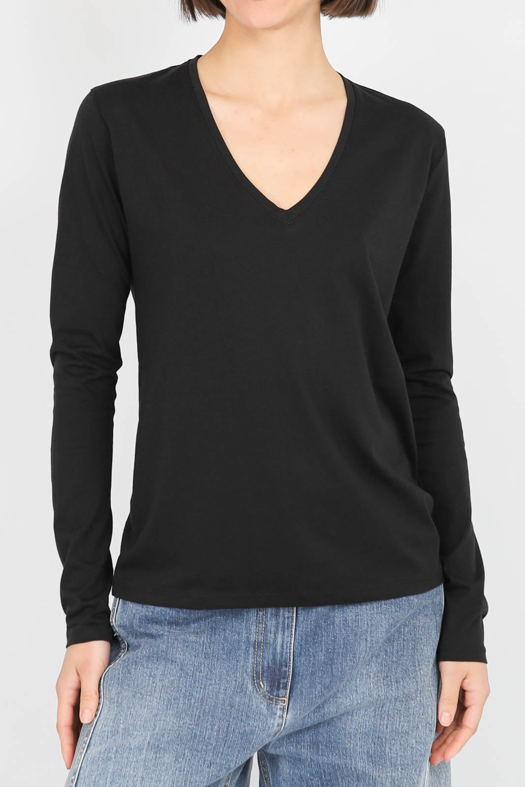 Langarm-Shirt V-Neck in Schwarz