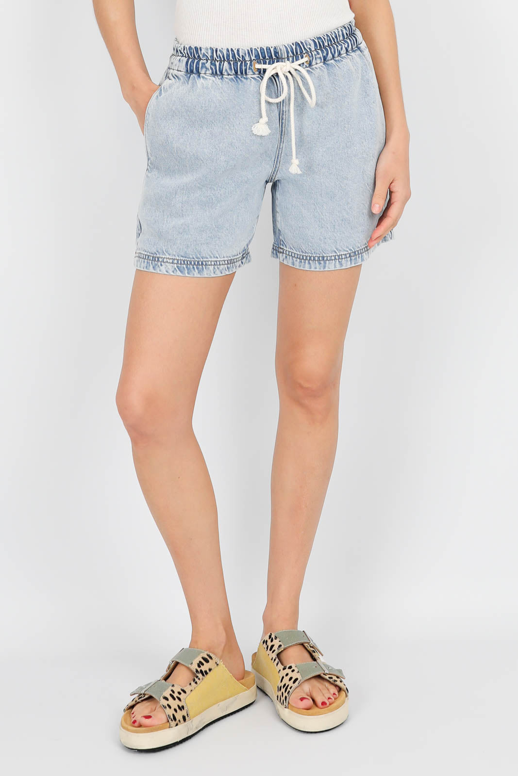 Shorts Sascha aus Denim in Atlantic