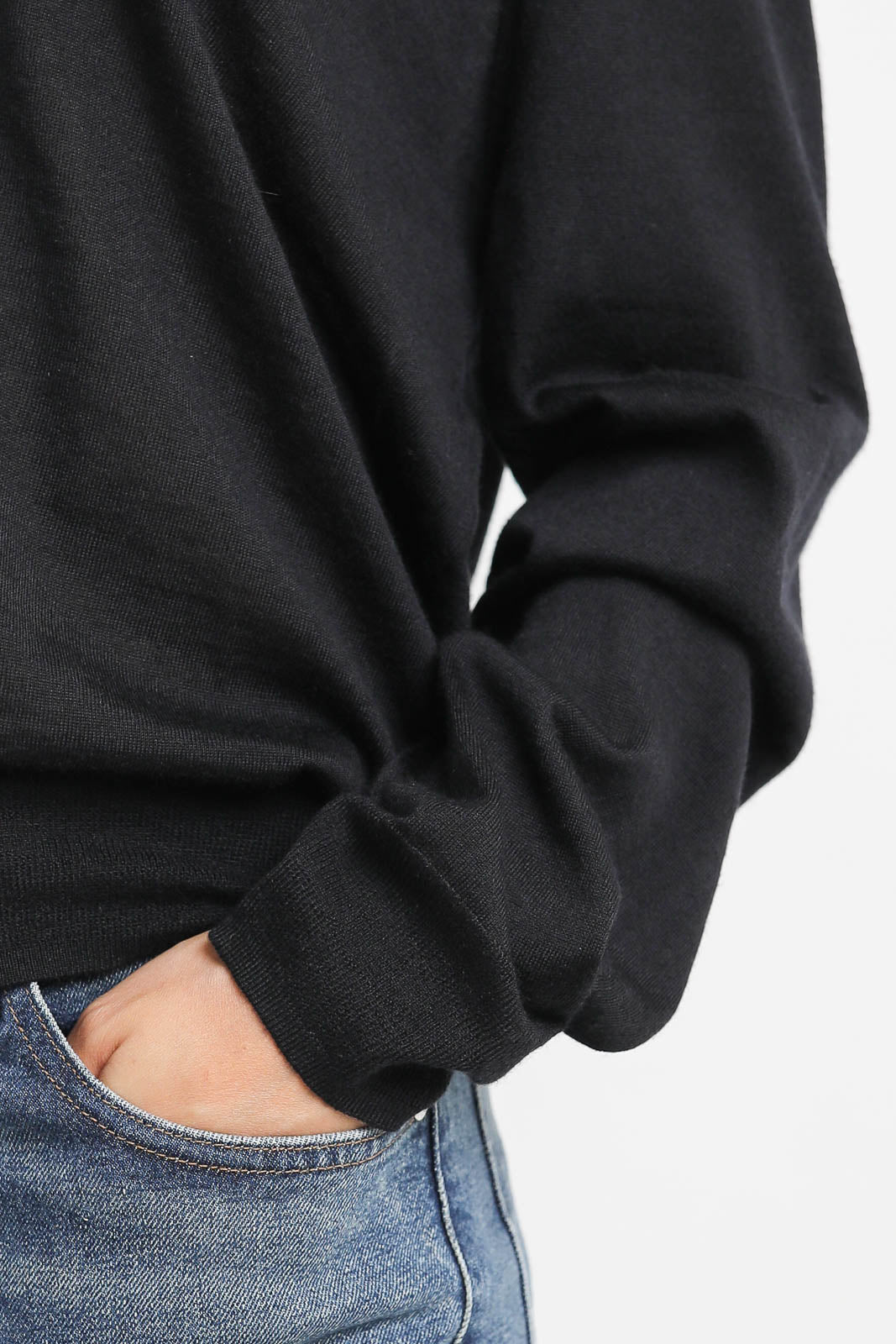 Loulou de Saison Pullover Julio in Schwarz
