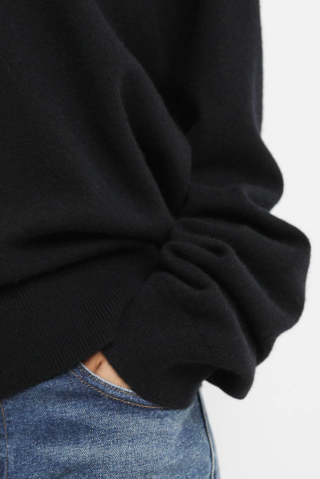 Extreme Cashmere Pullover Jacob in Raven