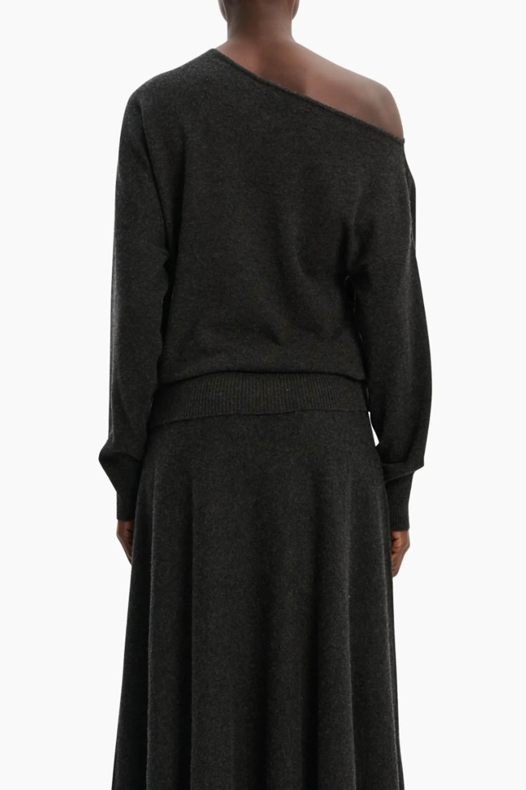 Arch4, Pullover Wiki in Dark Charcoal