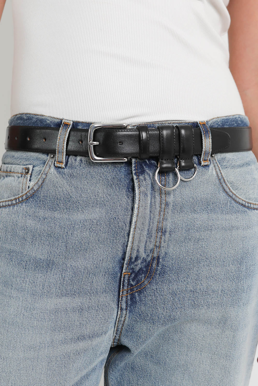 Tibi, Gürtel Classic Ring in Schwarz