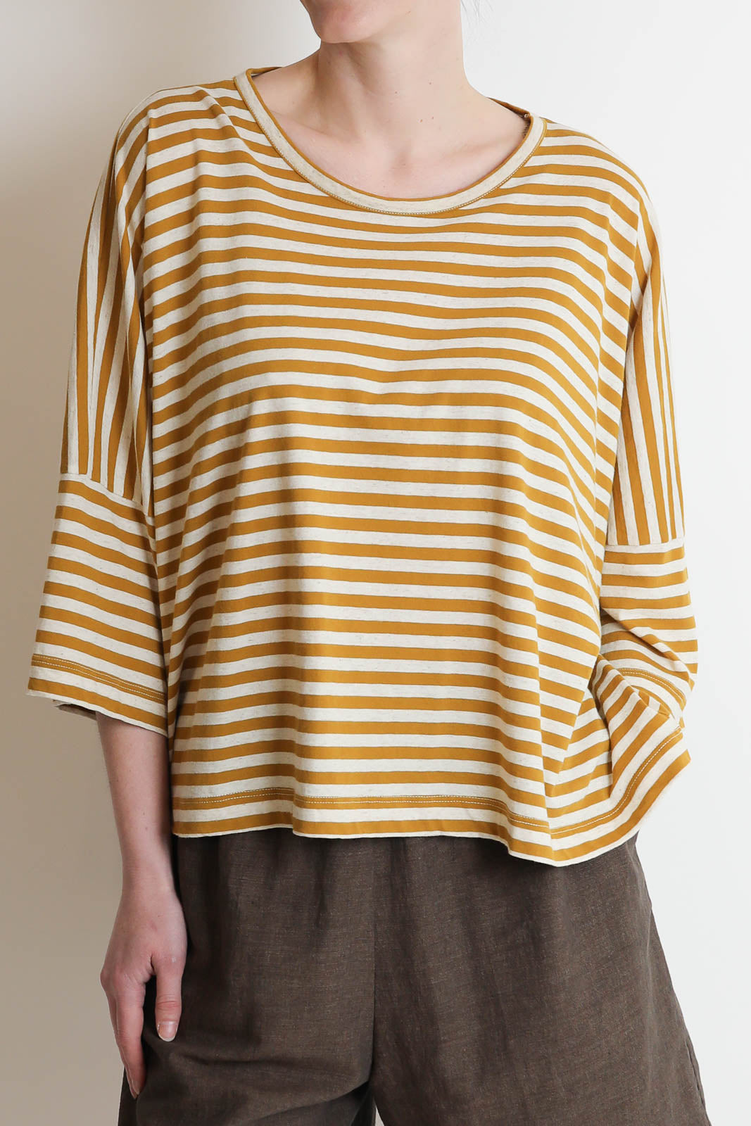 Phisique du Role, Half Sleeve T-Shirt in Cognac