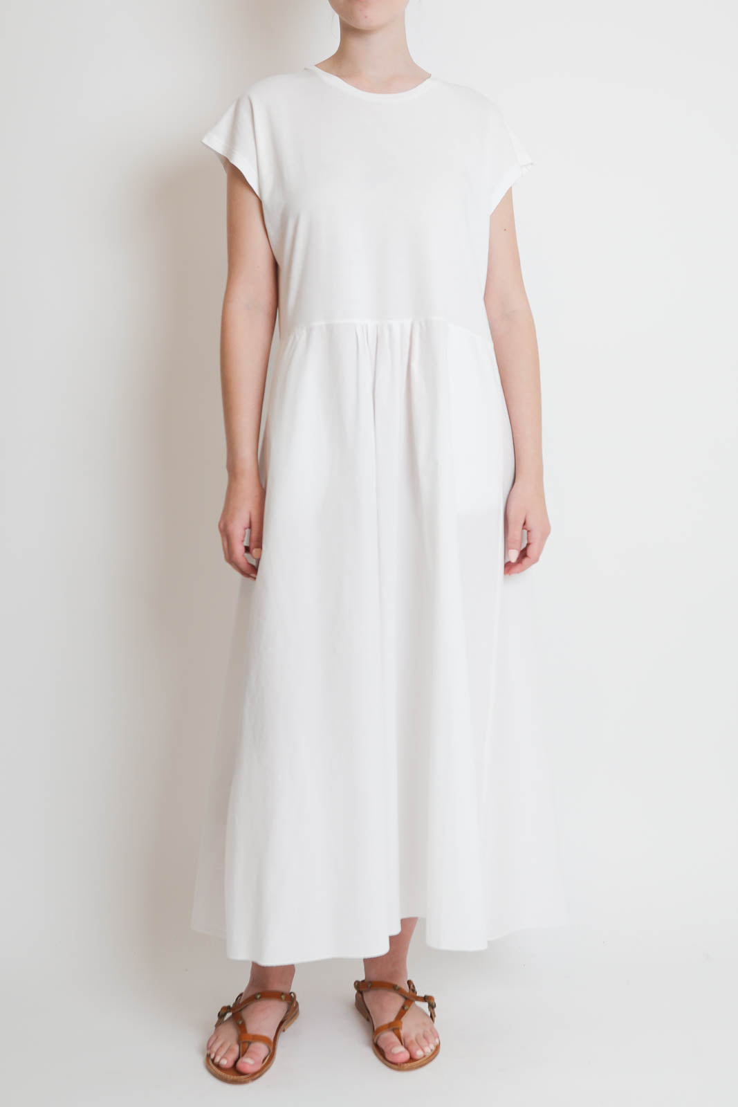 Pomandère, Kleid mit Kurzen Ärmeln in Optical White