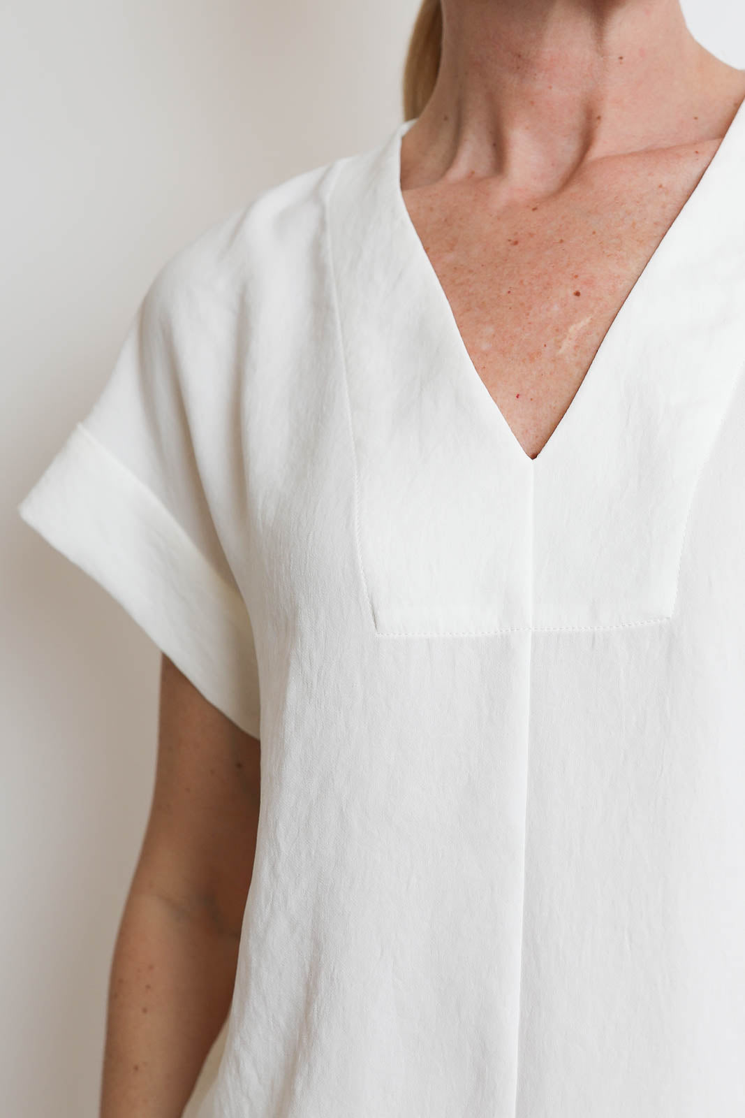 Zenggi, Top Fluid in Off White