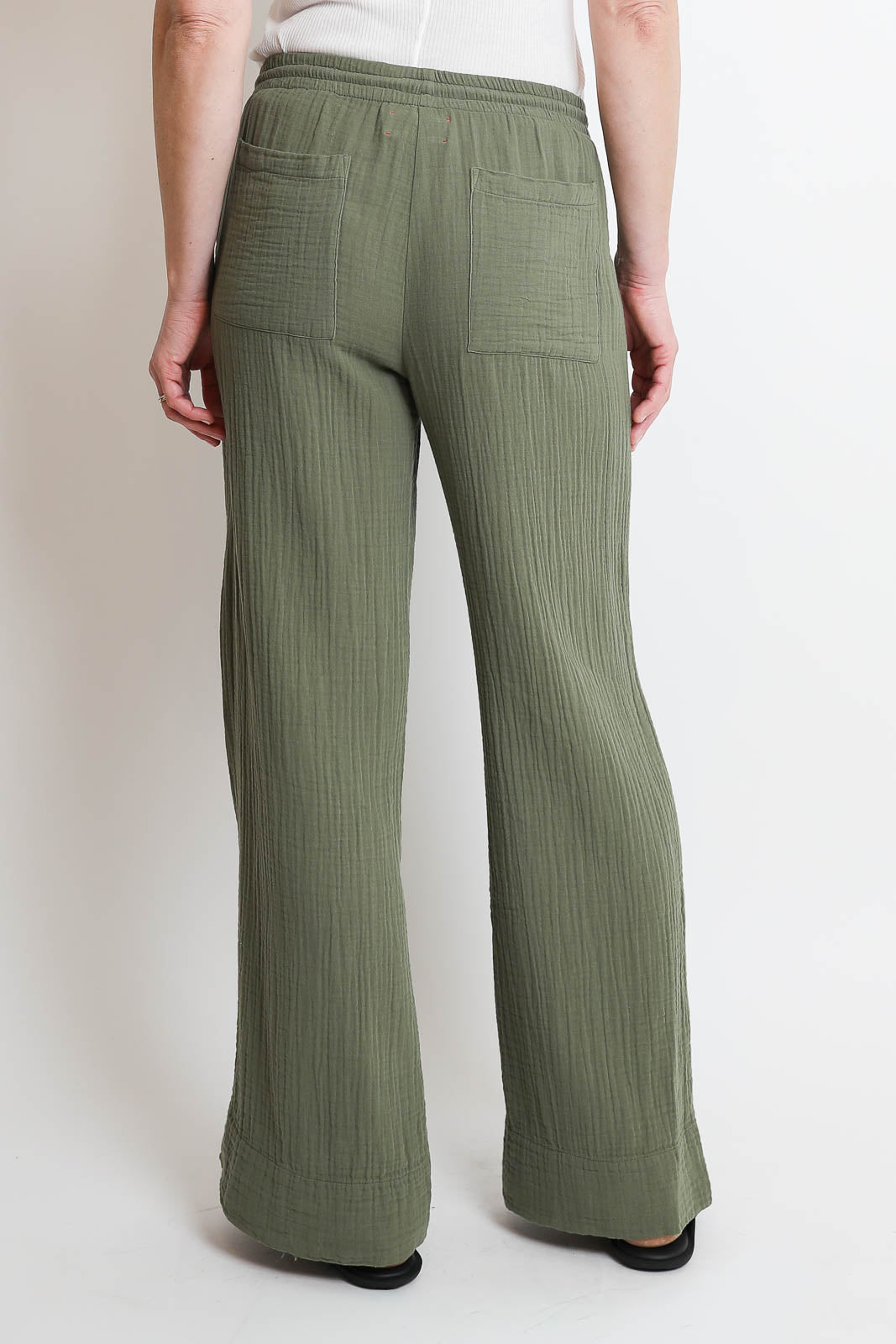 Xirena, Hose Kayson in Olive Moss