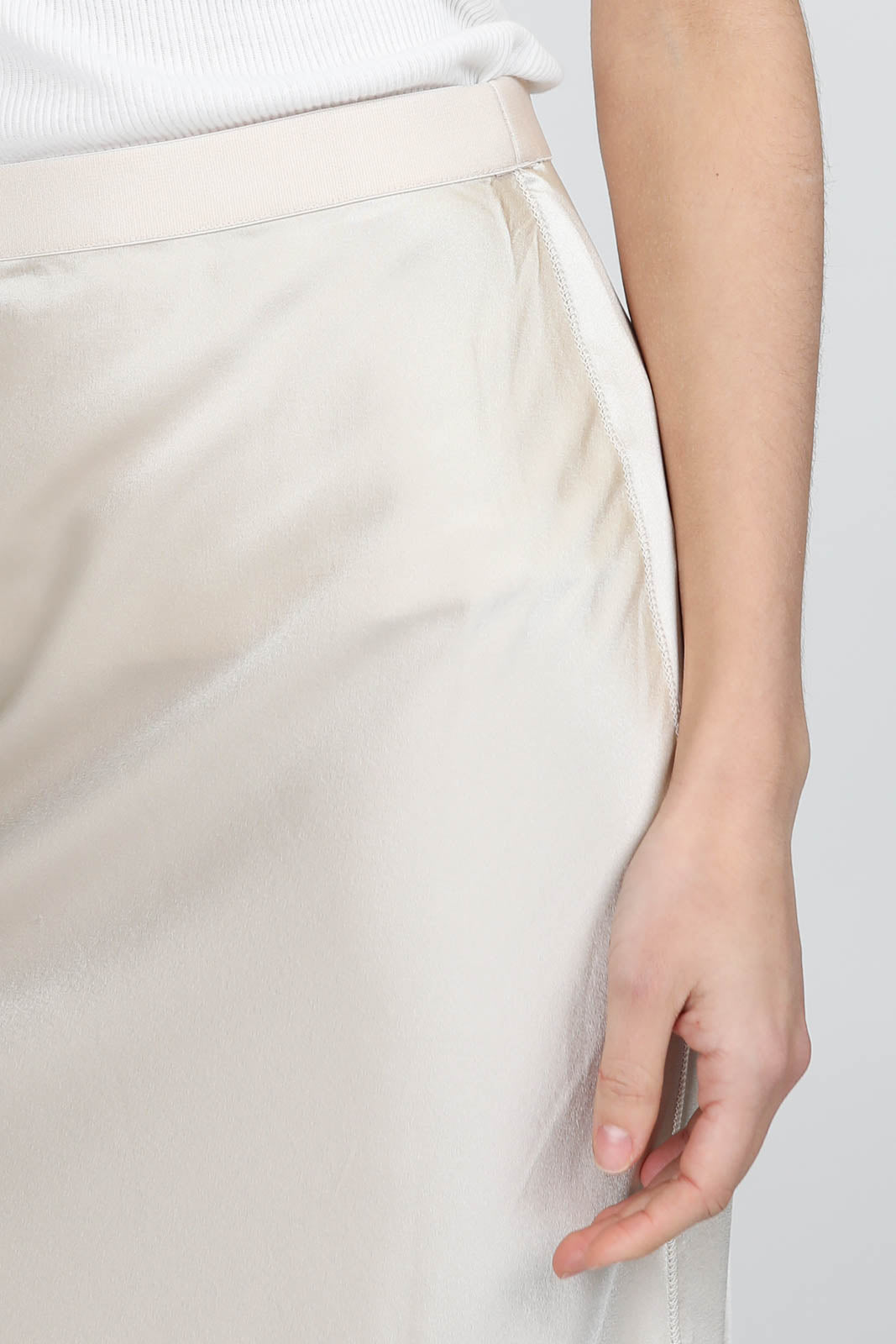 Rock Hana in Cream