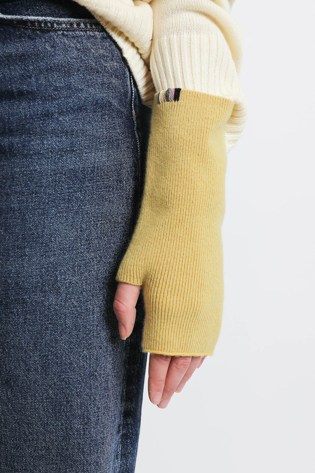 Extreme Cashmere, Handschuhe Moufle in Corn