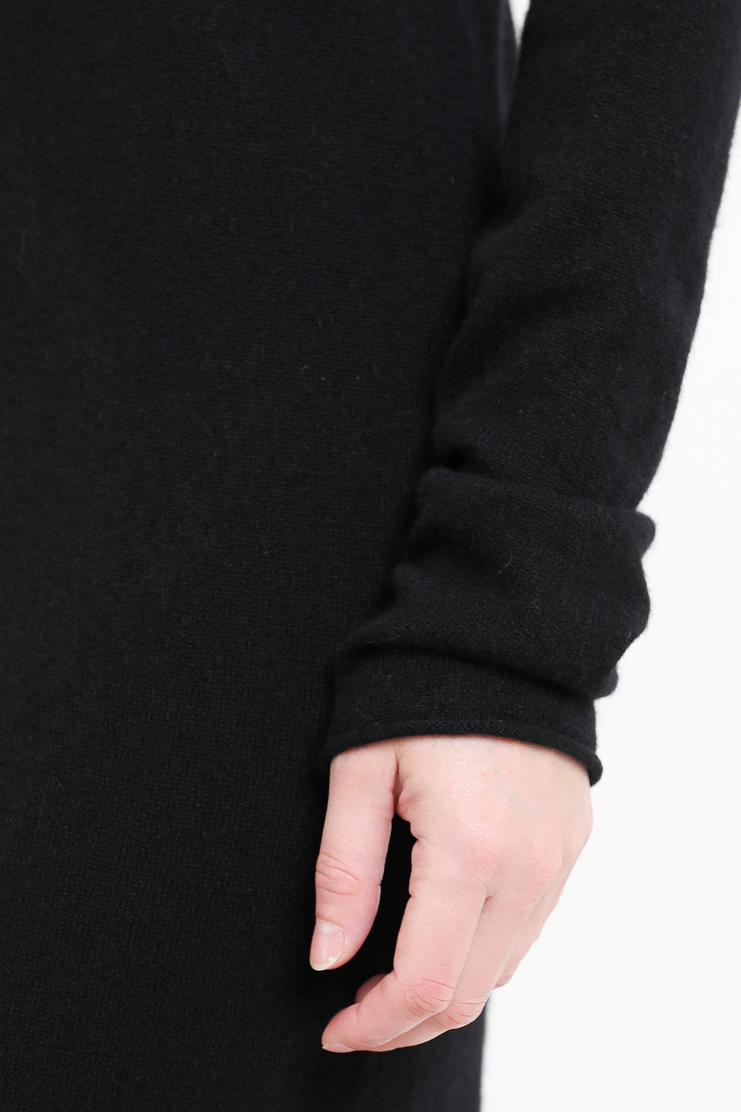 Lisa Yang, Kleid Ailina in Schwarz