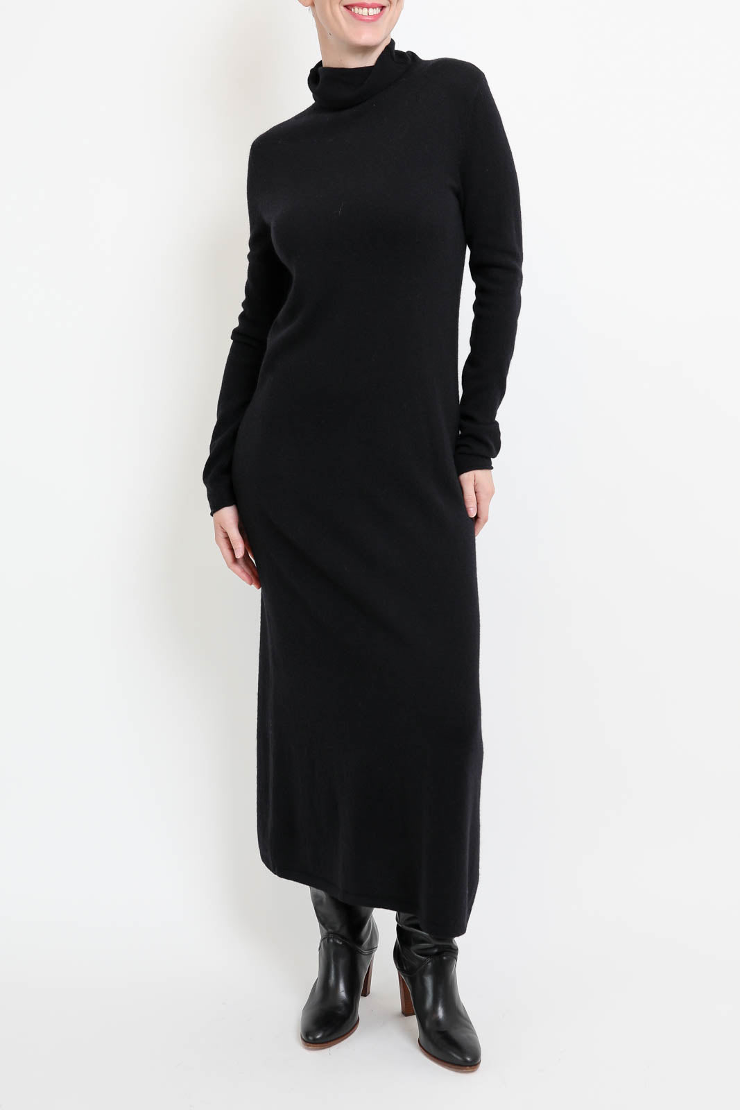 Lisa Yang, Kleid Ailina in Schwarz