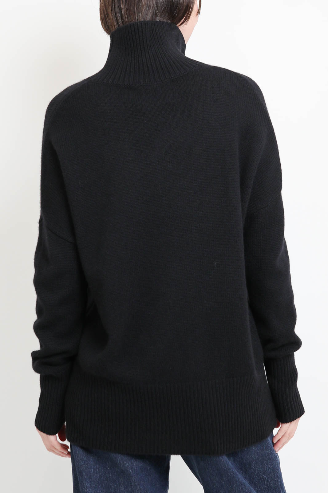 Lisa Yang, Pullover Heidi in Schwarz