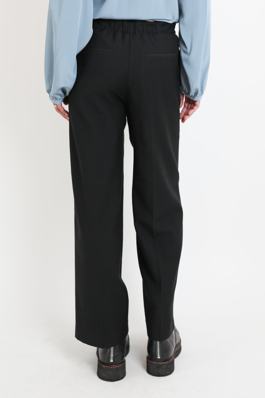 Pomandere, Hose aus Wolle in Schwarz