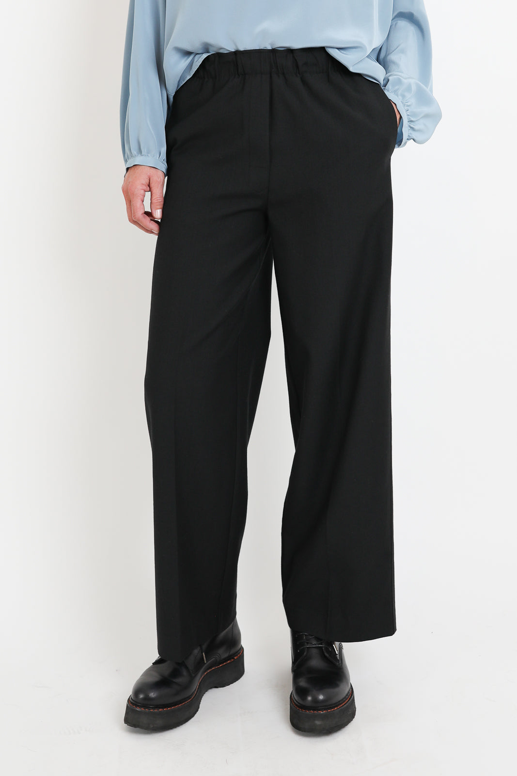 Pomandere, Hose aus Wolle in Schwarz