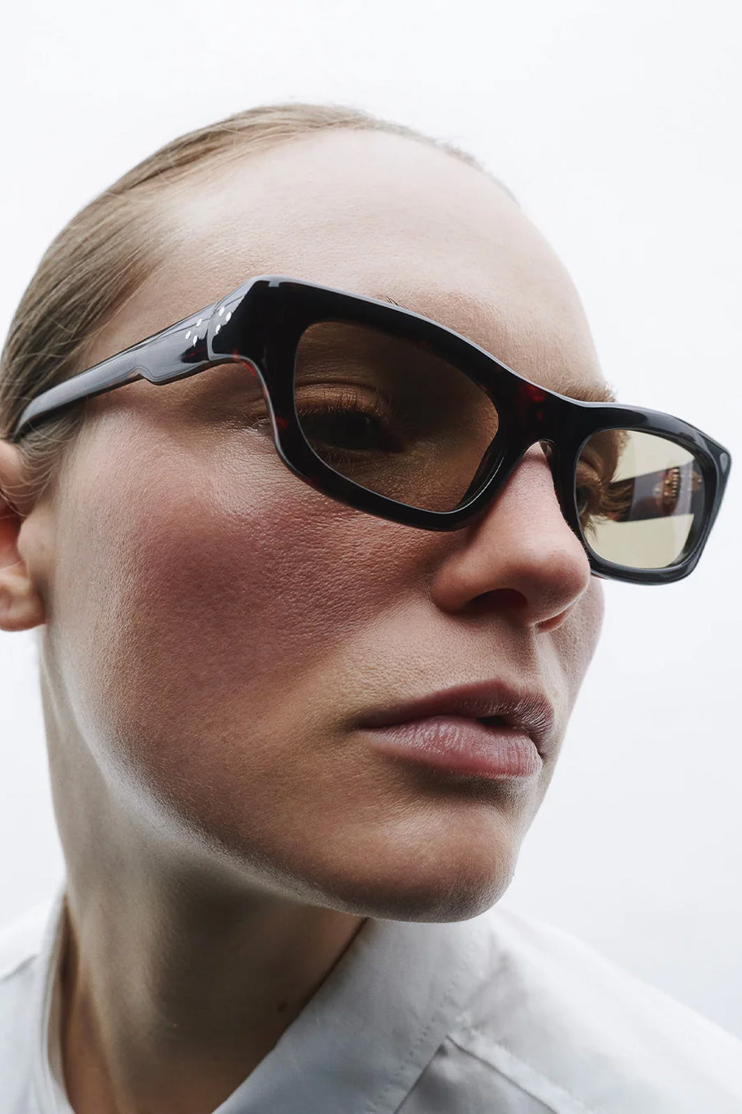 Port Tanger, Sonnenbrille Rumi in Myrrh/Olive Lens