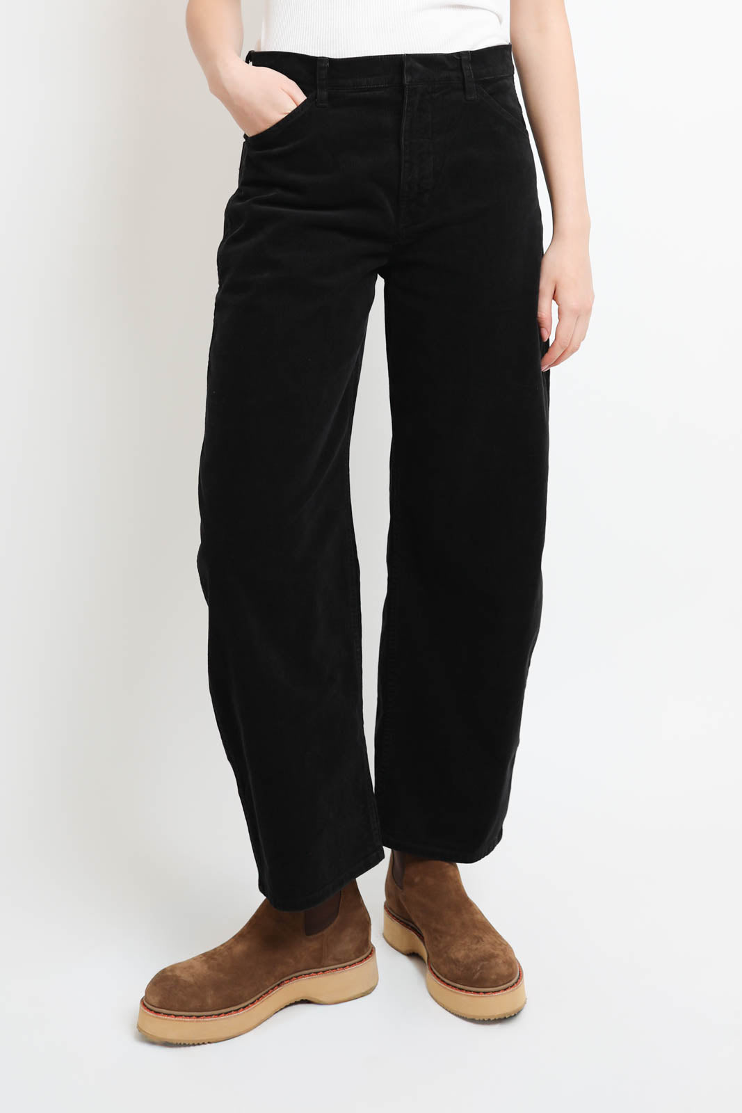 Nili Lotan, Hose Tribeca in Schwarz