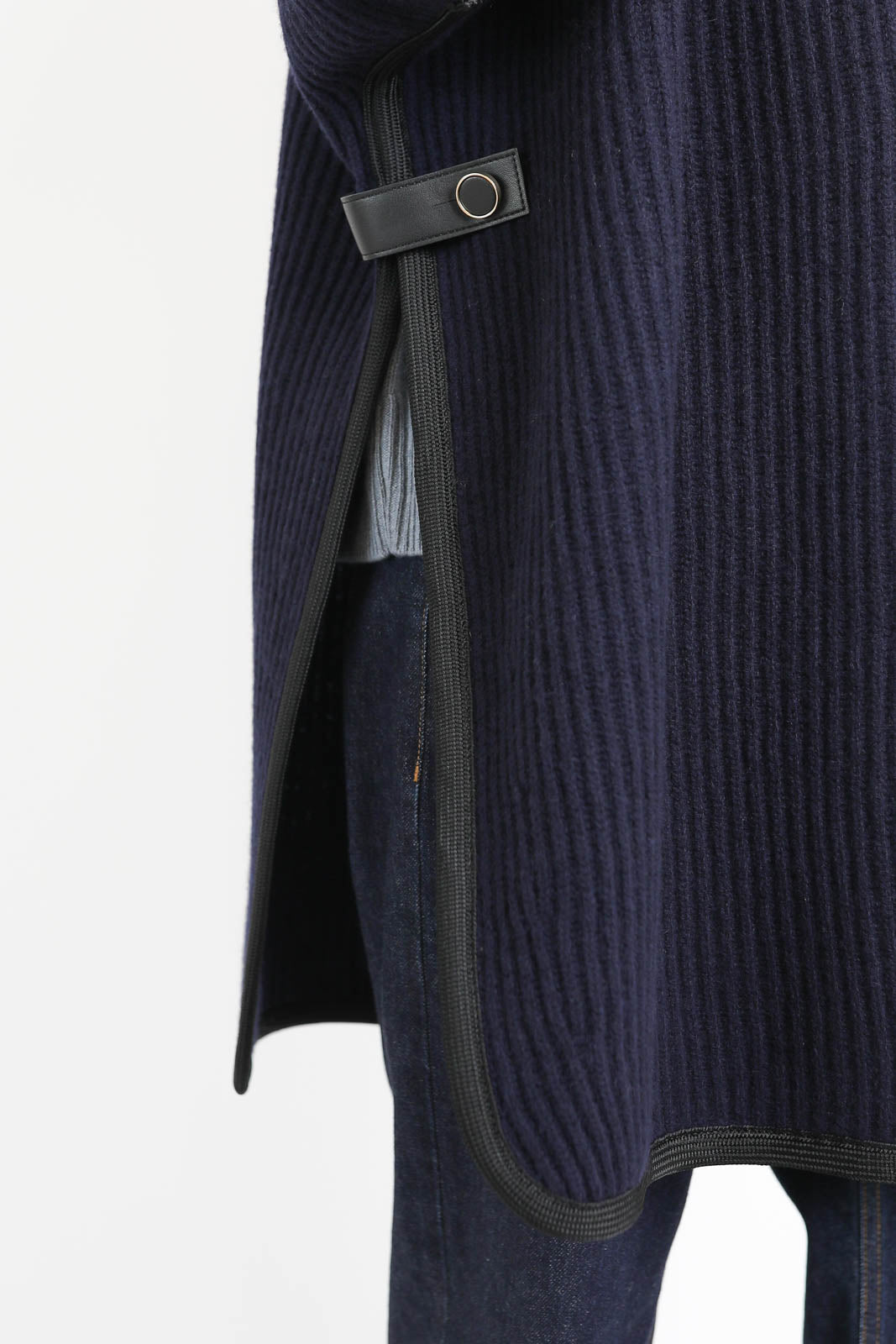 Forte-Forte, Cardigan/Poncho Stitch in Notte