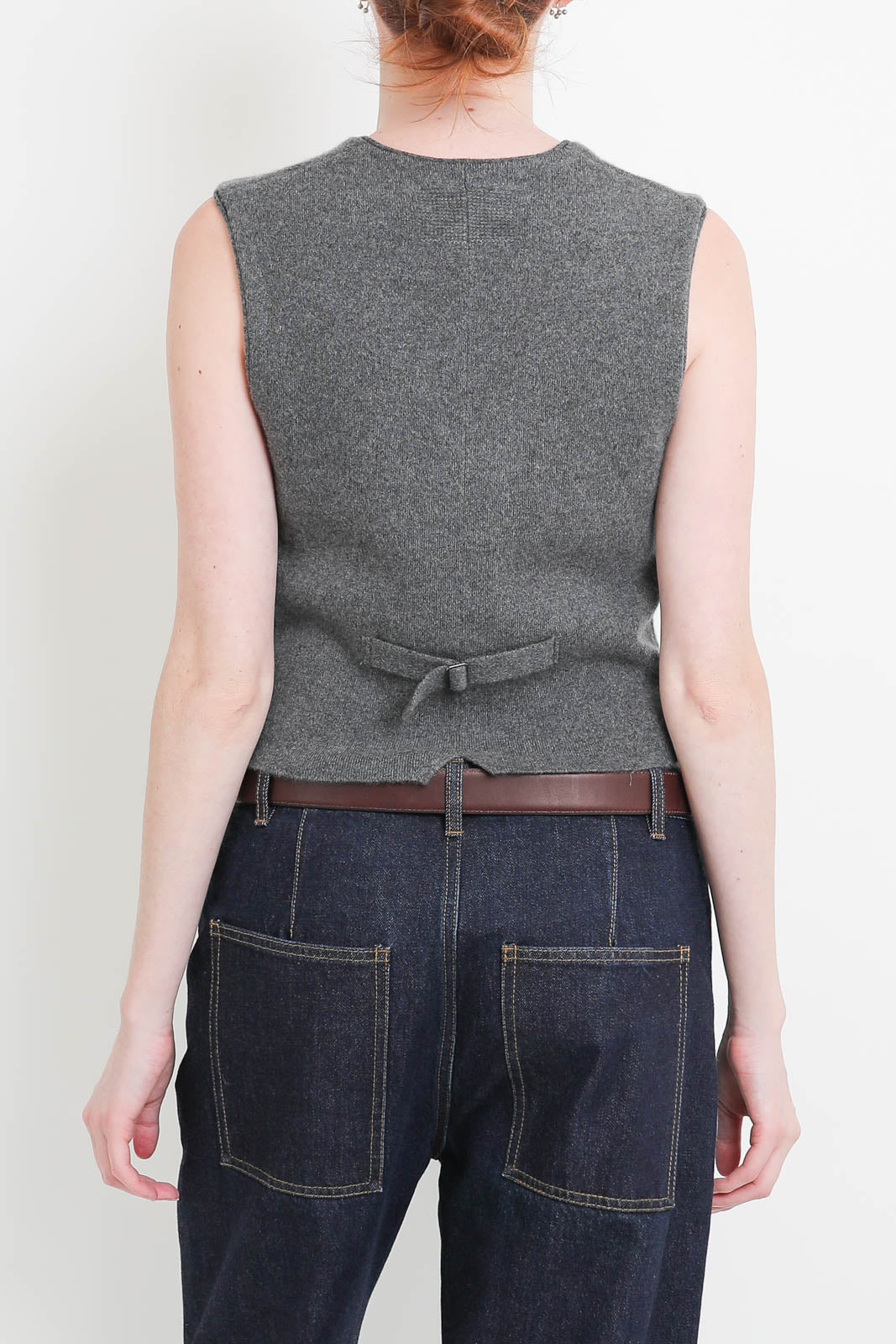 Guest in Residence, Gilet Tailored in Charcoal