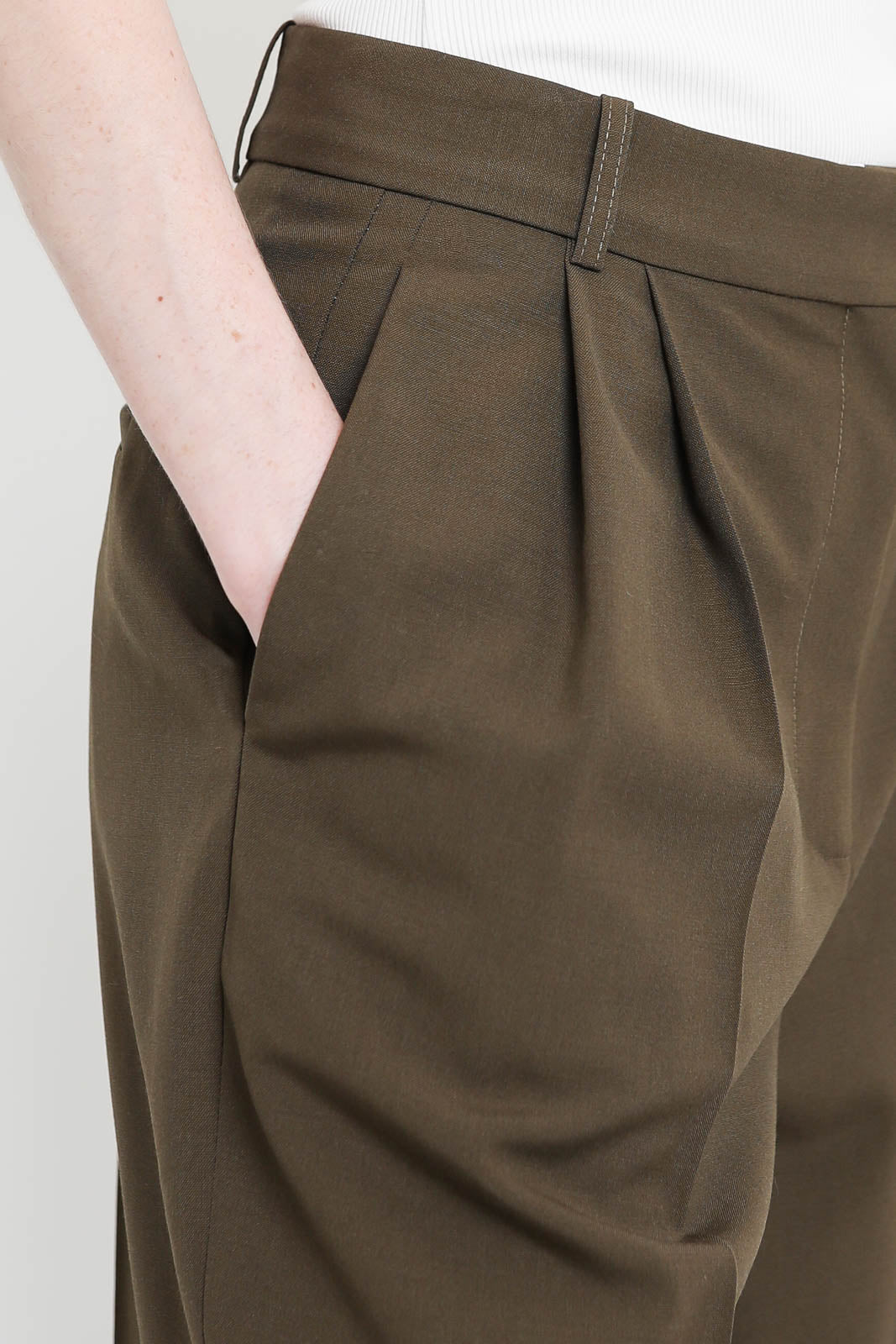 Rohe, Hose aus Wolle in Forest