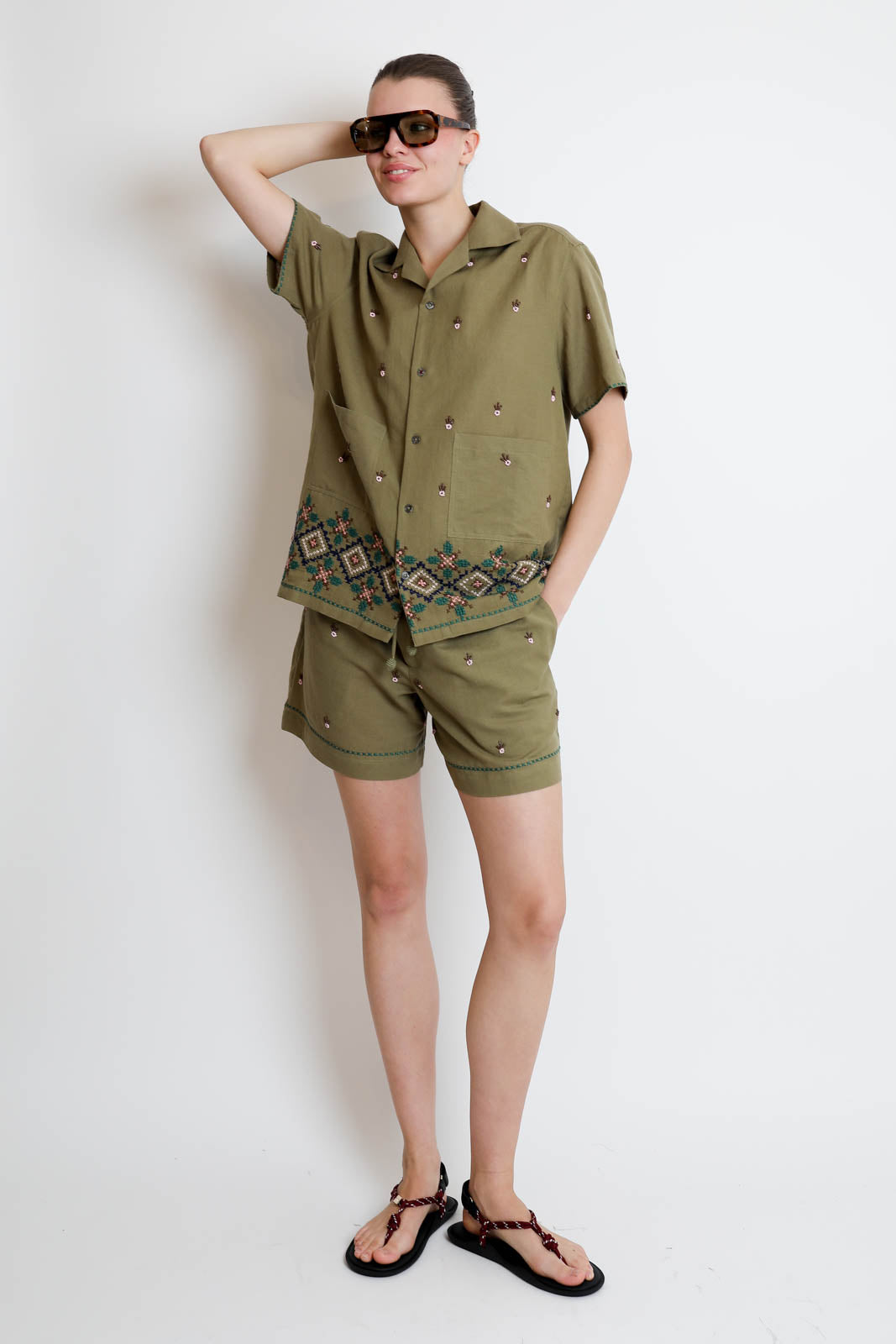 Baziszt, Bluse Pistachio in Green Khaki