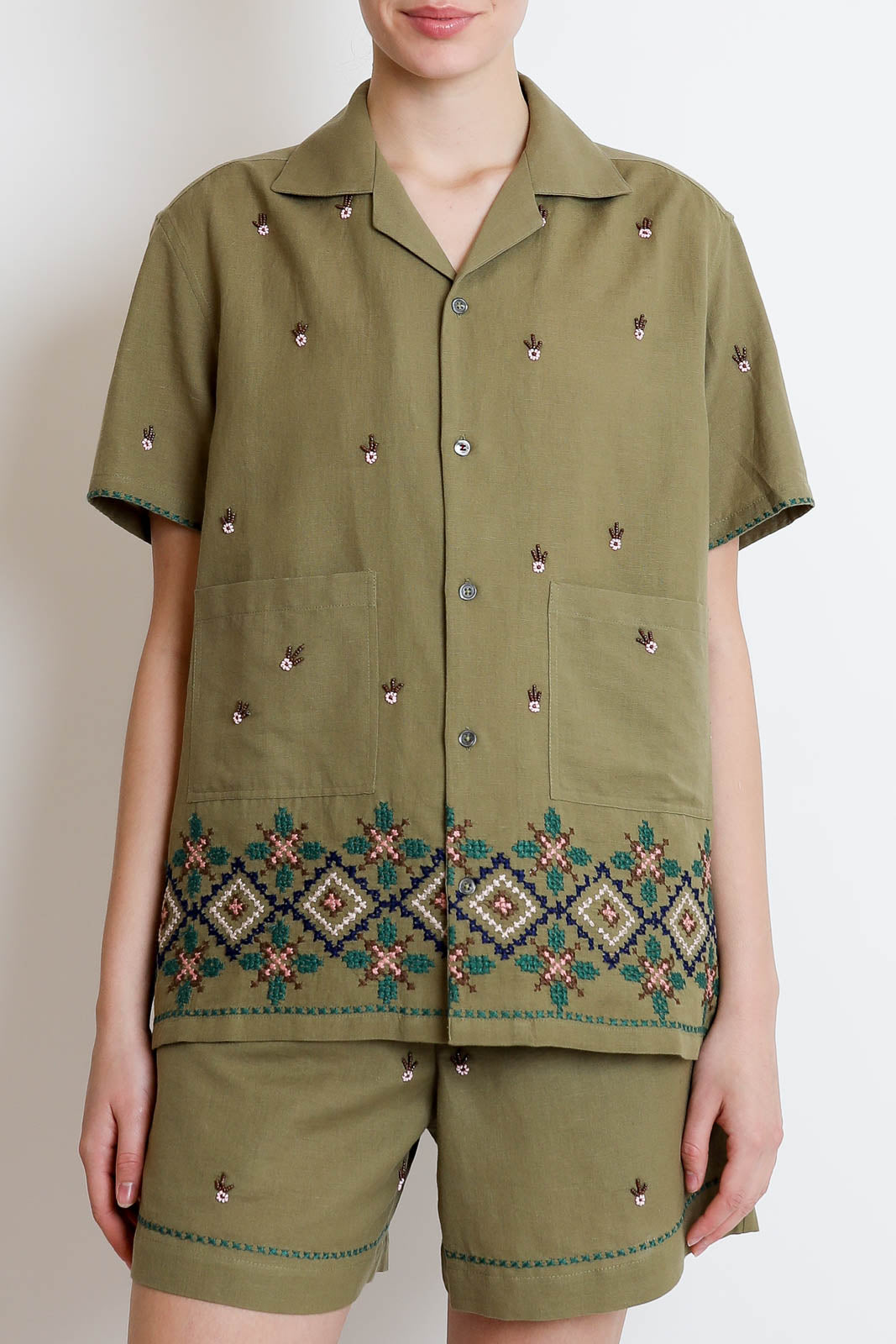 Baziszt, Bluse Pistachio in Green Khaki