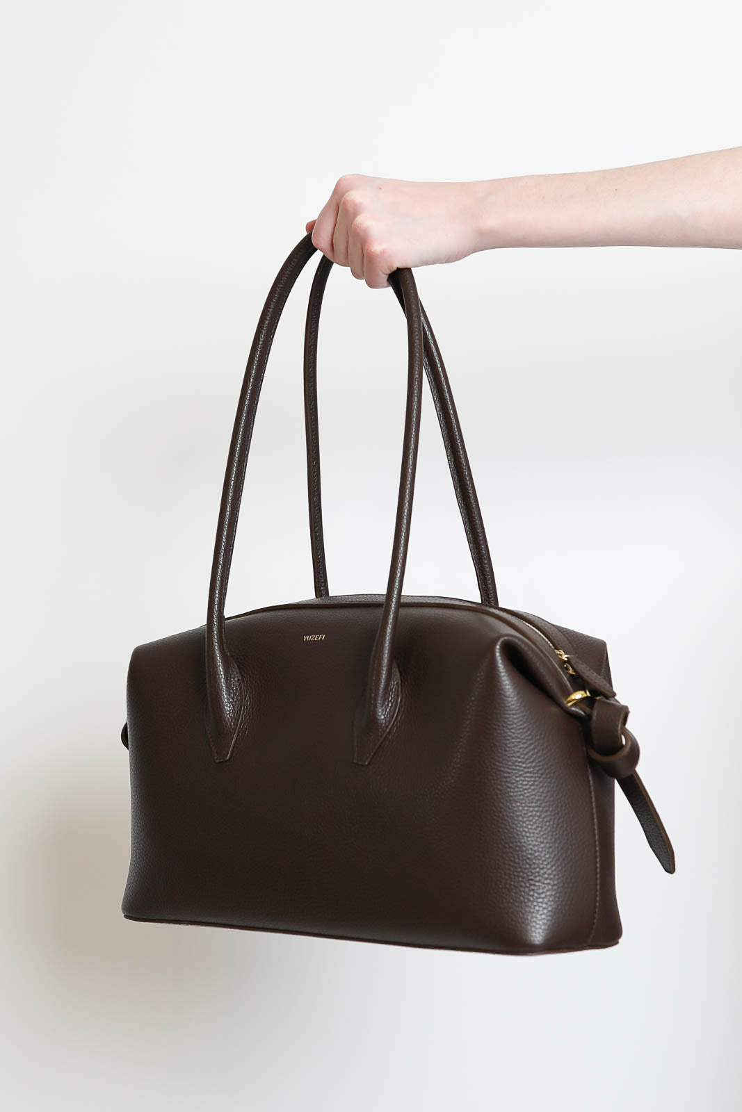 Yuzefi, Tasche Brioche Duffle in Espresso