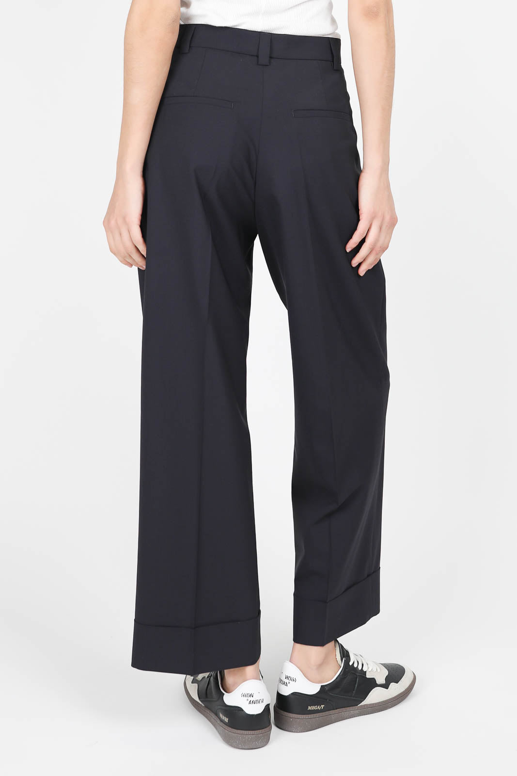 Hose Delos in Midnight Blue