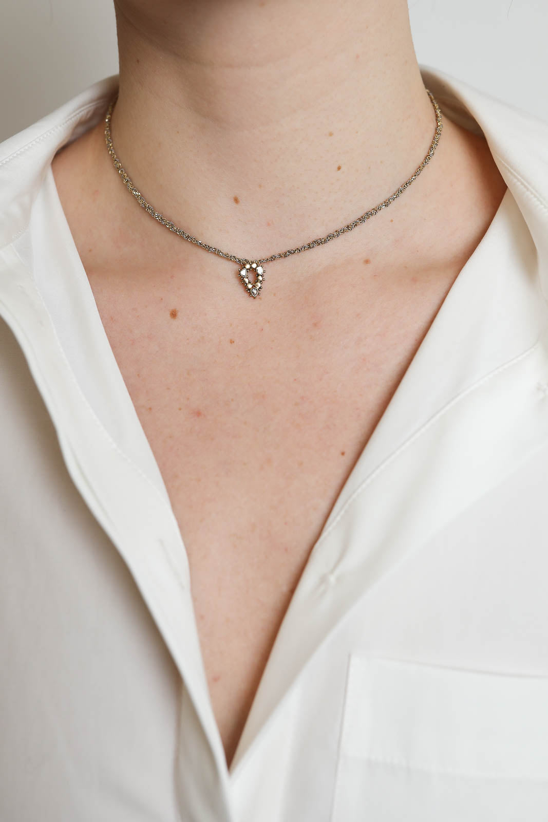 Marie Laure Chamorel, Halskette N° 846 in Gold/Grey