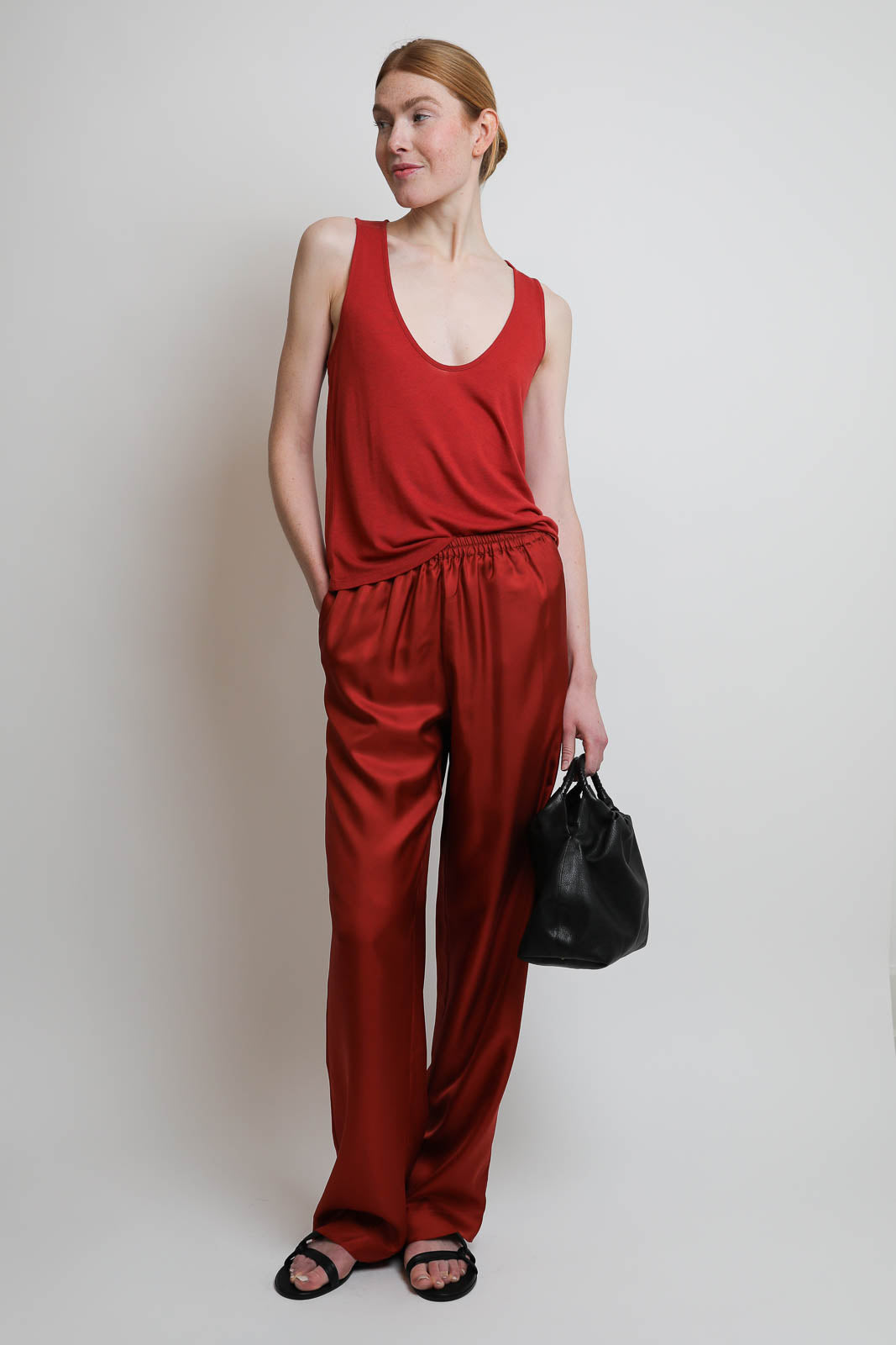Loulou de Saison, pantalon Alera en rouge