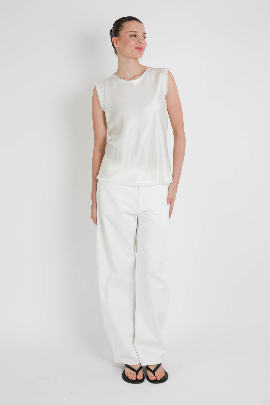 All3, Tank Top Amanda aus Seide in Off-White