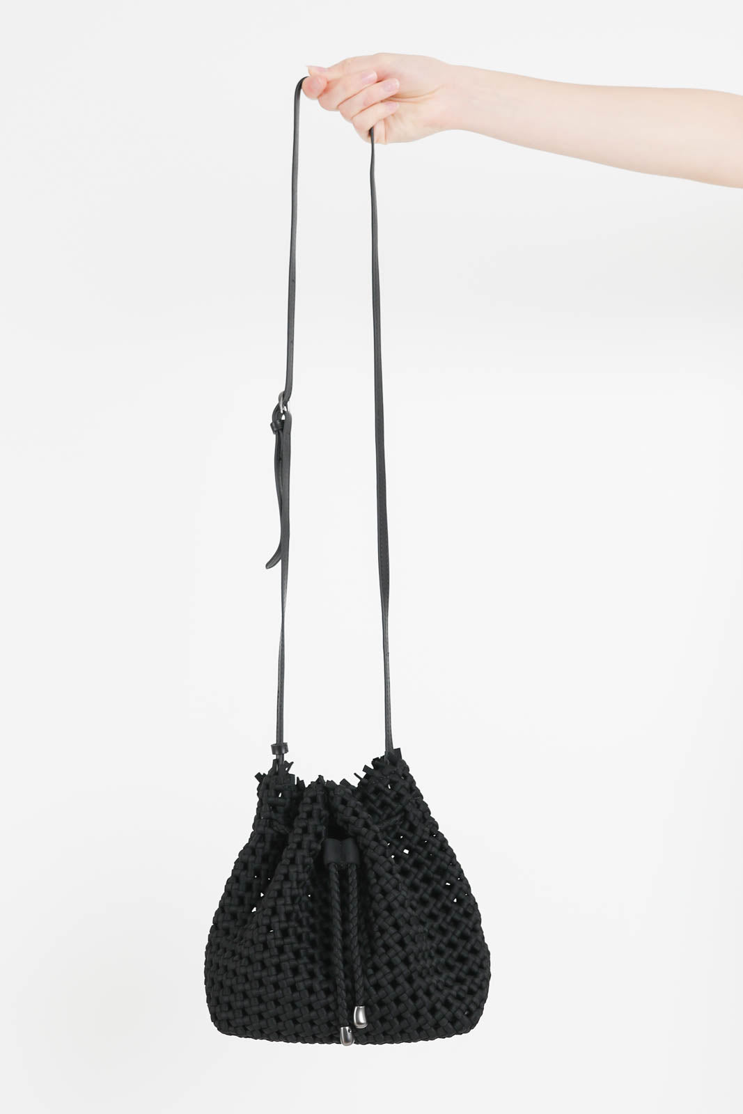 Naghedi, Tasche Mallorca Medium Bucket in Onyx