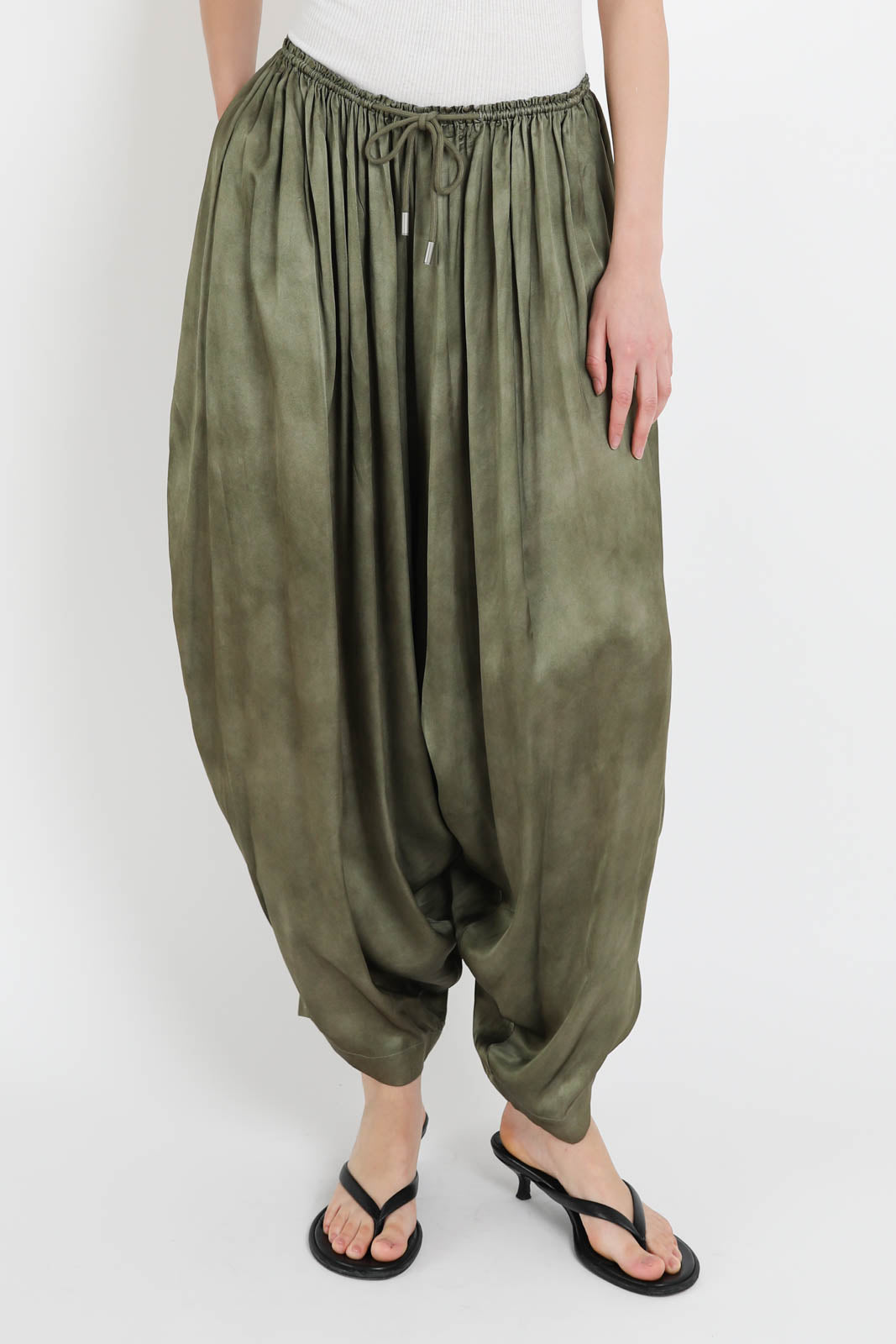 CO, Hose Gathered Waist in Jade