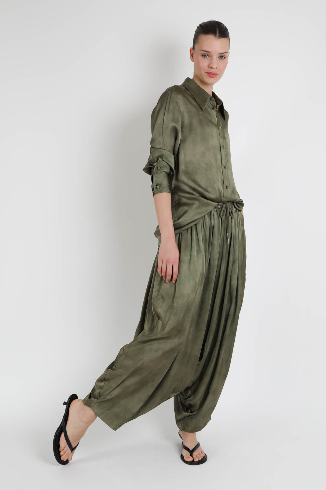 CO, Hose Gathered Waist in Jade