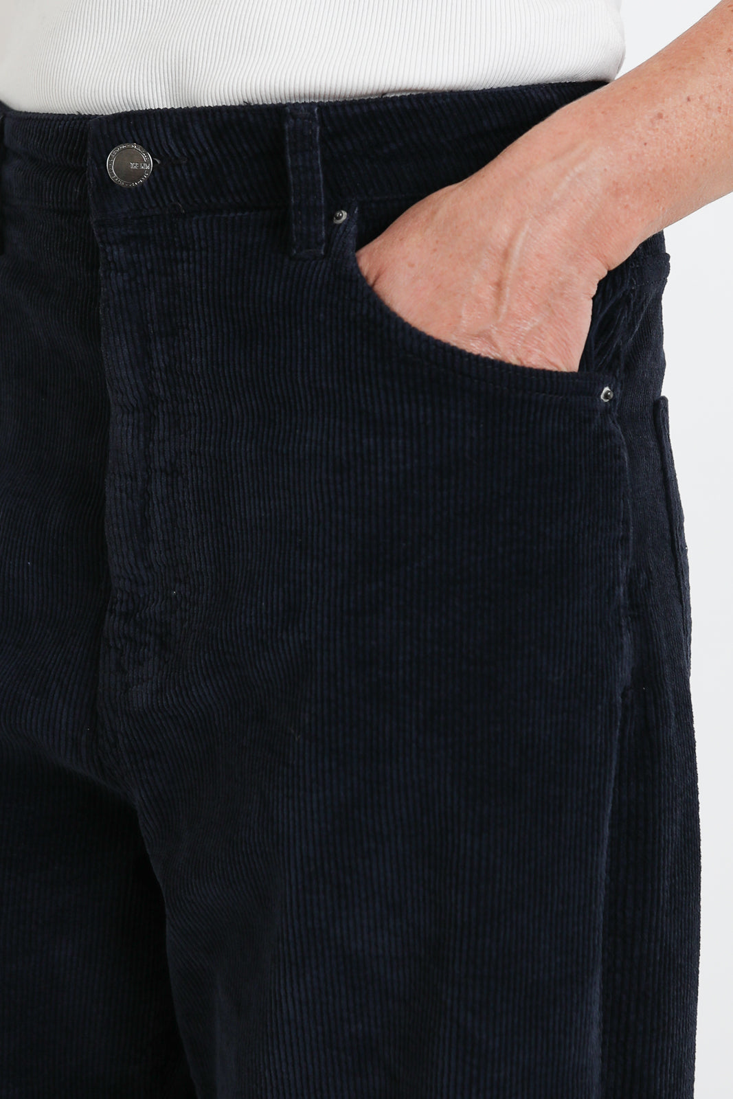 The Nim, Jeans Diana High Rise in Navy