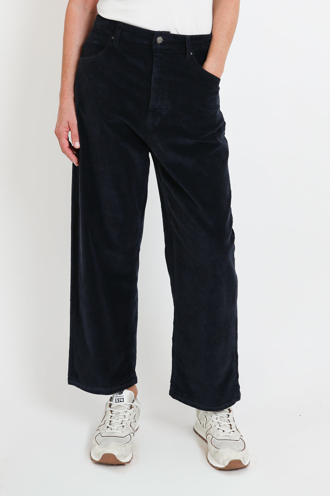 The Nim, Jeans Diana High Rise in Navy