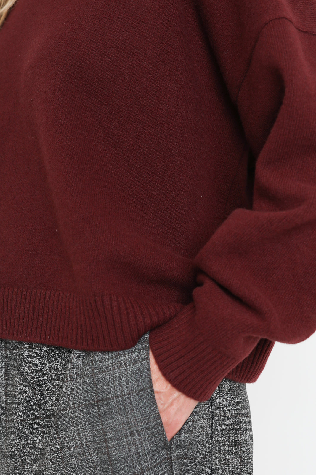 Phisique du Role, Pullover Sculpted in Rubino