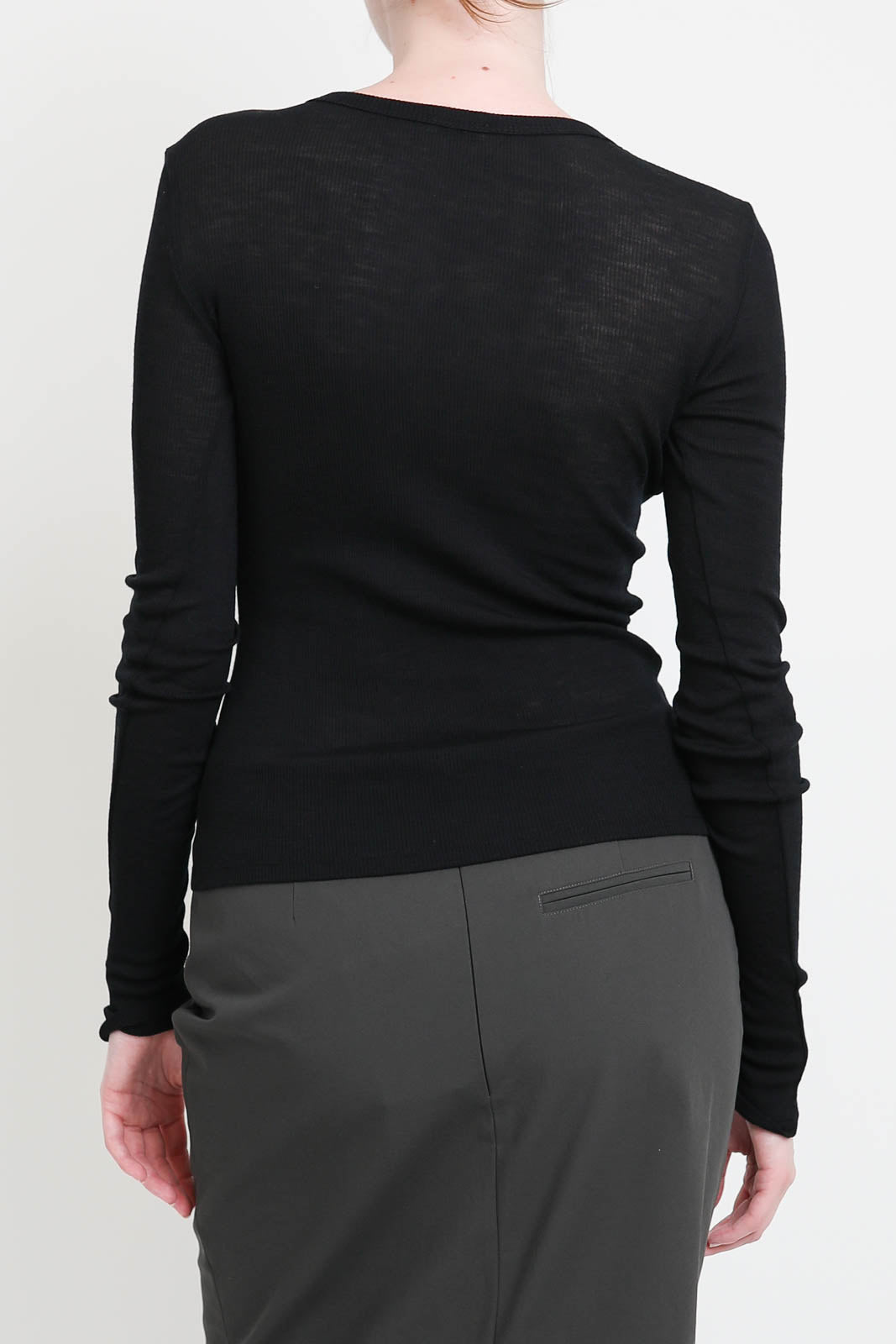 Langarm-Shirt Baby Wool in Schwarz
