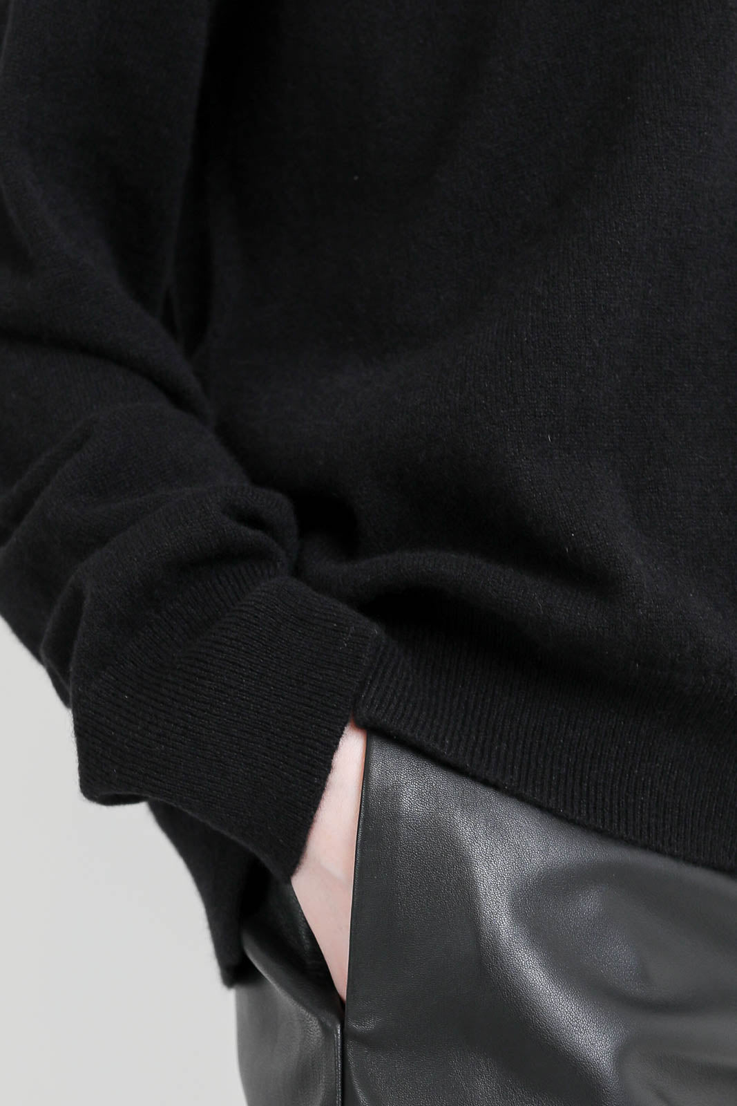 Pullover aus Kaschmir in Schwarz