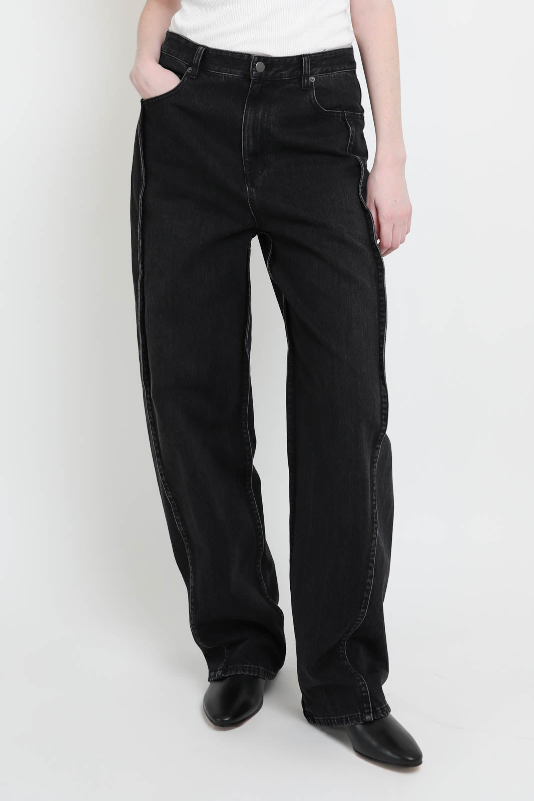 Tibi Jeans Tuck in Vintage Black