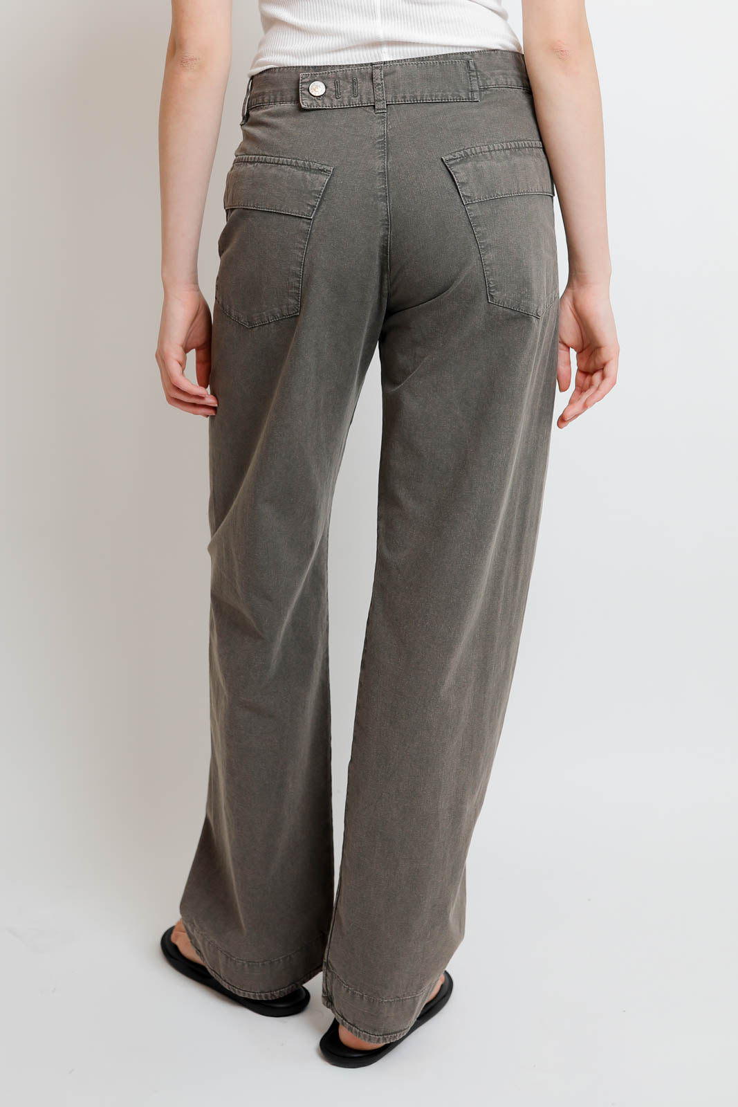 6397_Jeans Darted in Olive Drab