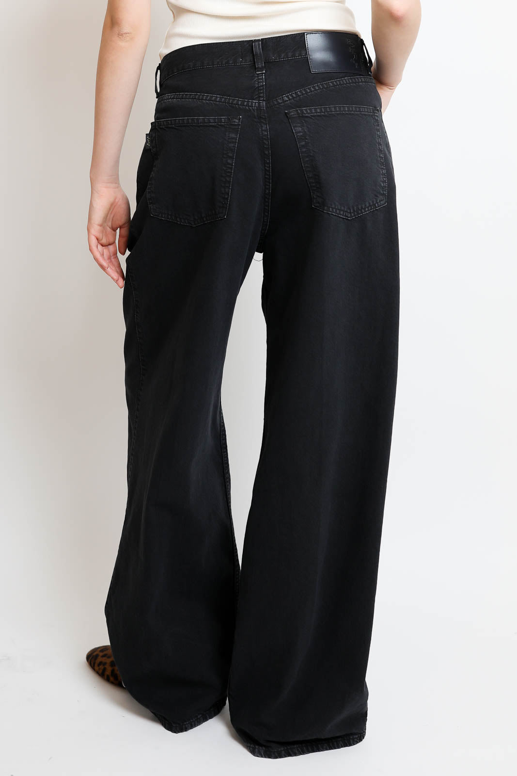 Haikure_Jeans Candy Twill in Carbon